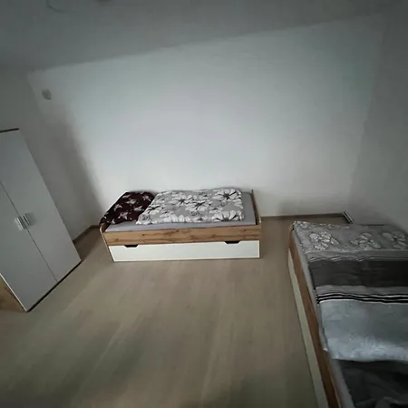 Gaestezimmer *