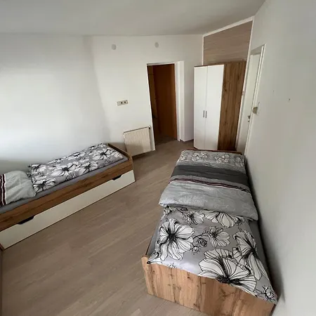 Gaestezimmer *